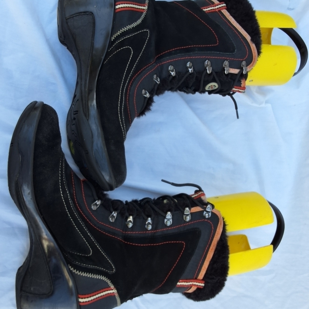 J-41 Lace up sporty faux fur boots 9.5 - Picture 4 of 13